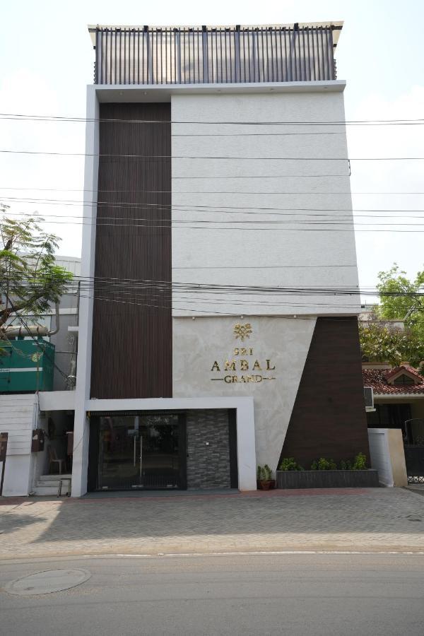 Sri Ambal Grand Hotel Virudunagar Ngoại thất bức ảnh