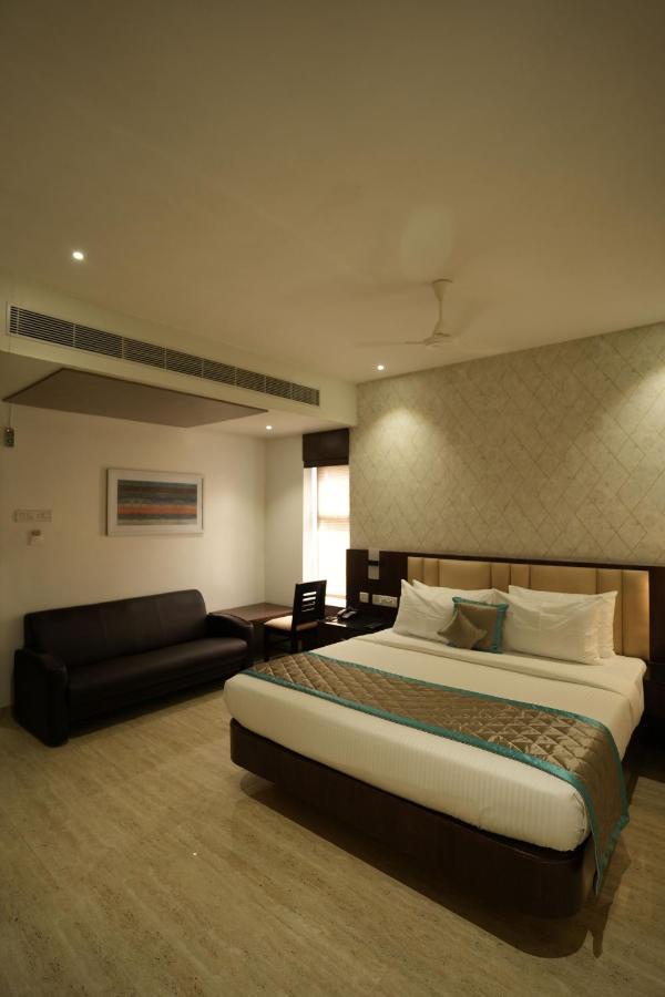 Sri Ambal Grand Hotel Virudunagar Ngoại thất bức ảnh
