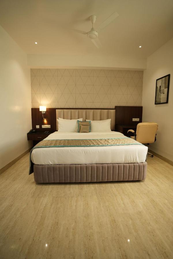 Sri Ambal Grand Hotel Virudunagar Ngoại thất bức ảnh