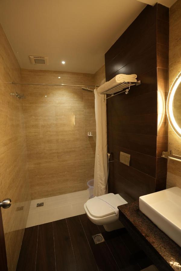 Sri Ambal Grand Hotel Virudunagar Ngoại thất bức ảnh